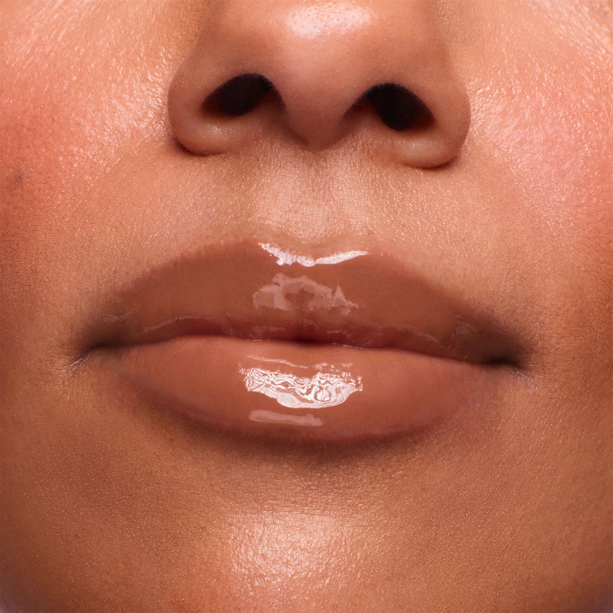 Plumping Lip Glaze - The Nudes