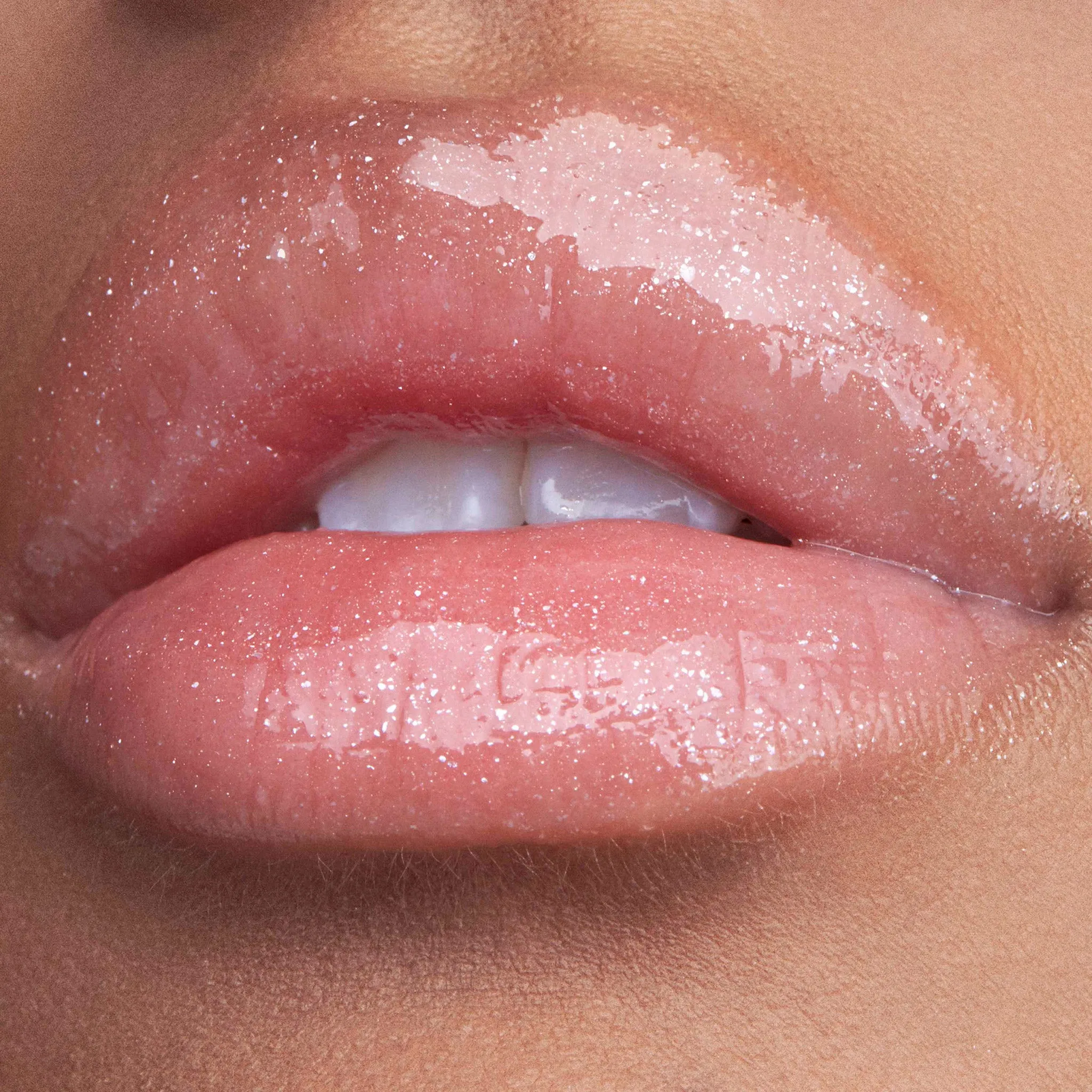 Plumping Lip Glaze