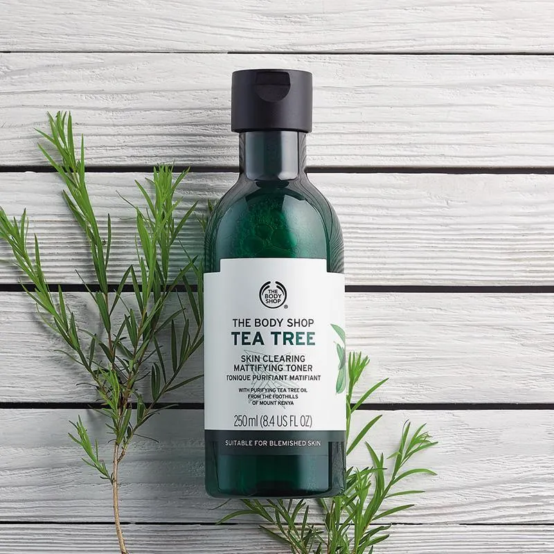 Tea Tree Skin Clearing Mattifying Toner